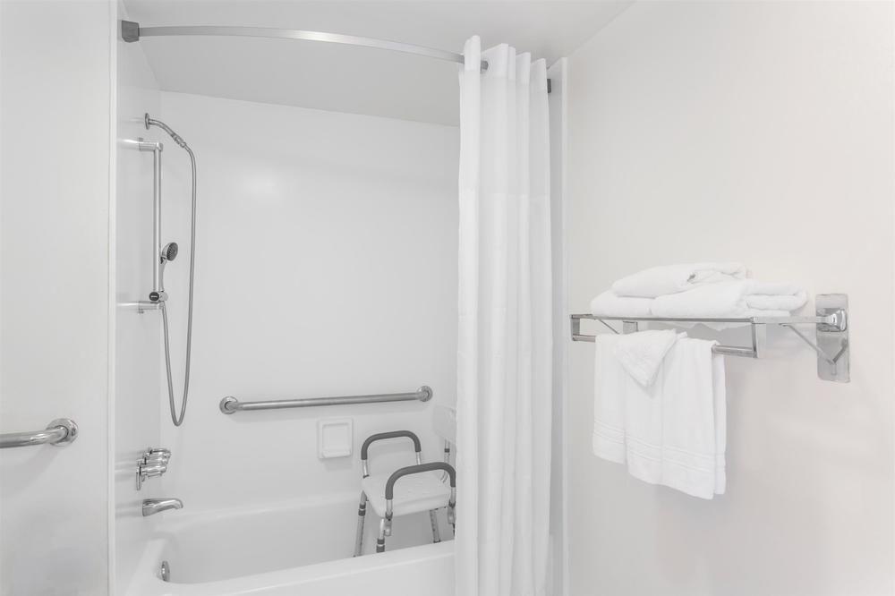 Days Inn By Wyndham West Palm Beach Ngoại thất bức ảnh