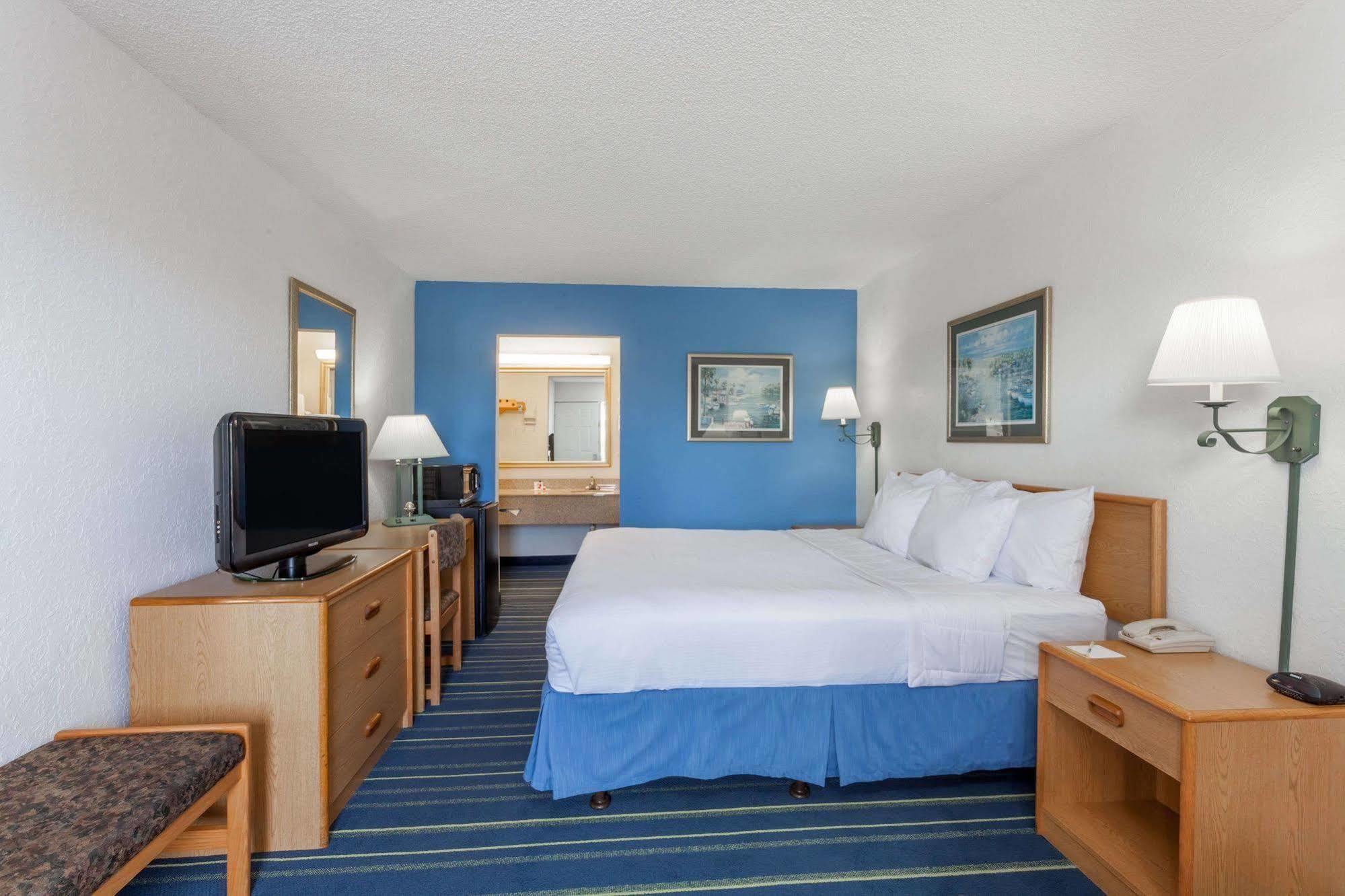 Days Inn By Wyndham West Palm Beach Ngoại thất bức ảnh