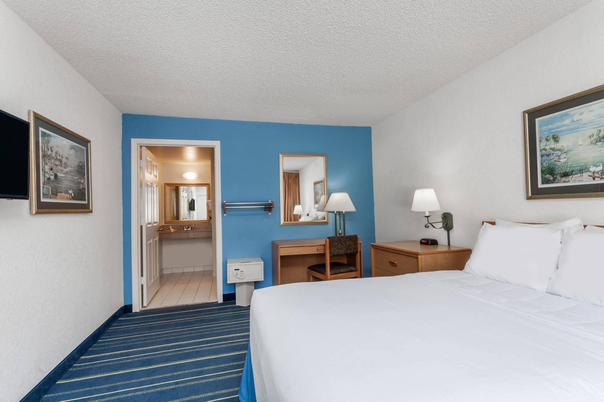 Days Inn By Wyndham West Palm Beach Ngoại thất bức ảnh