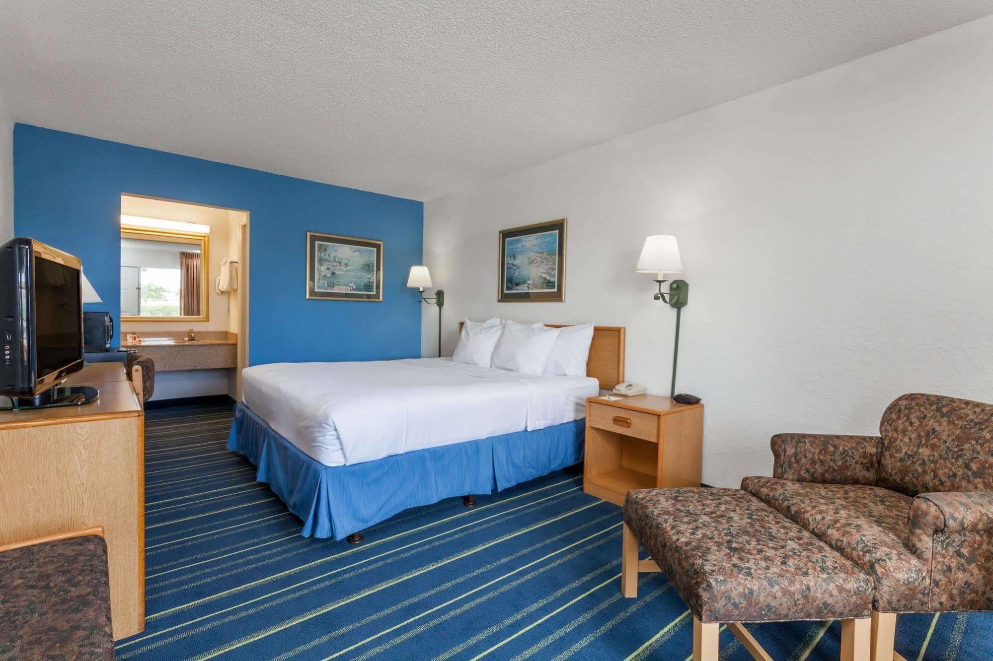 Days Inn By Wyndham West Palm Beach Ngoại thất bức ảnh