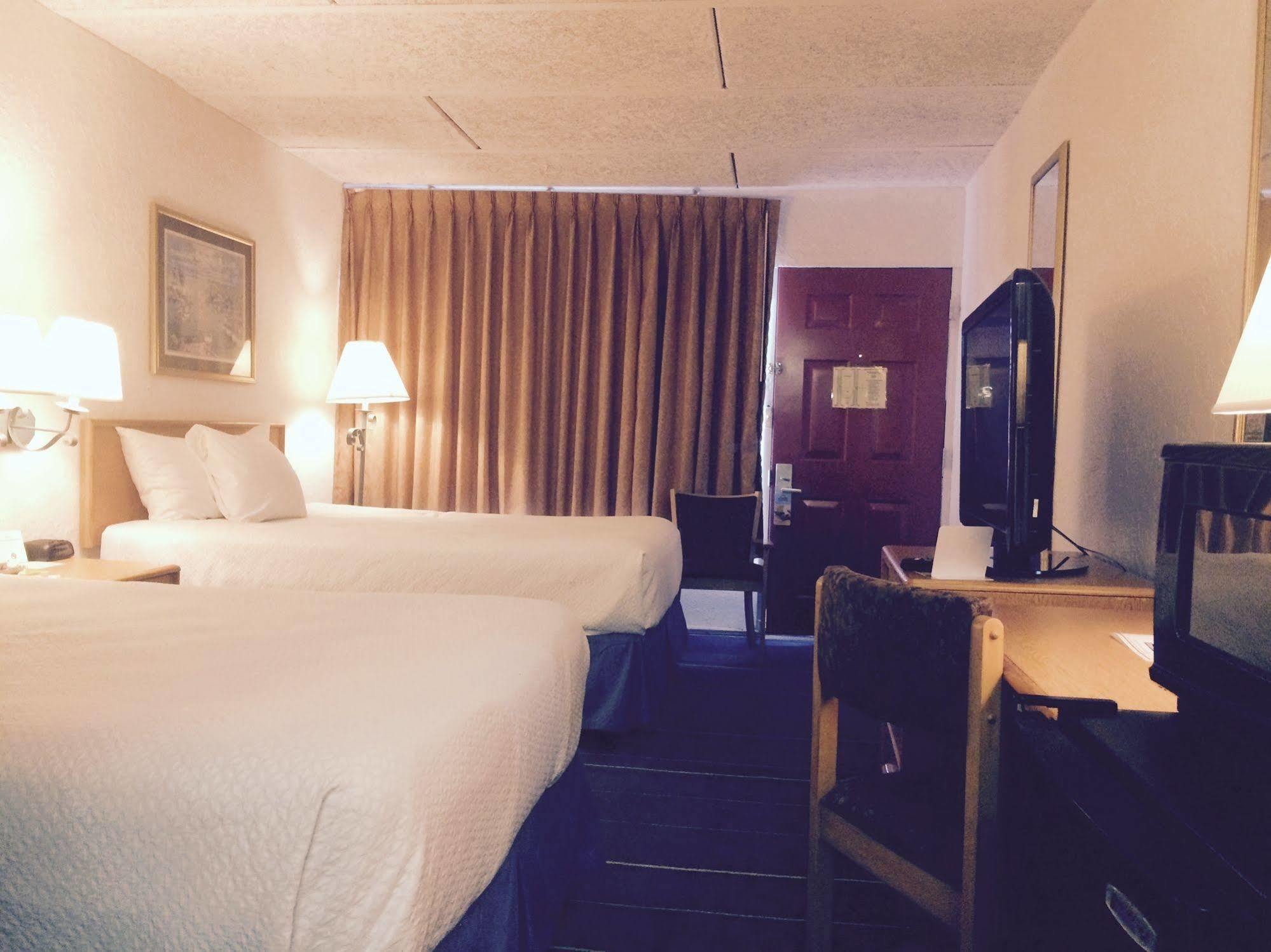 Days Inn By Wyndham West Palm Beach Ngoại thất bức ảnh