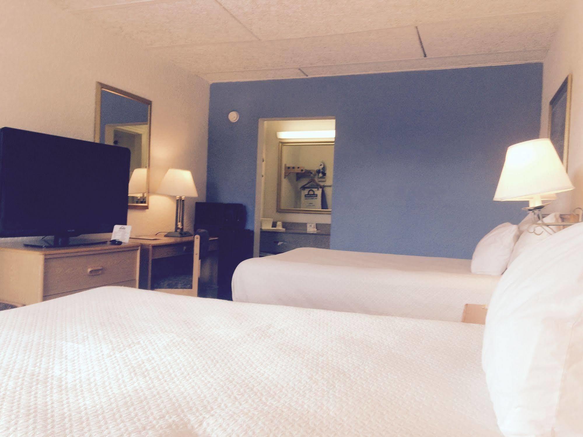 Days Inn By Wyndham West Palm Beach Ngoại thất bức ảnh